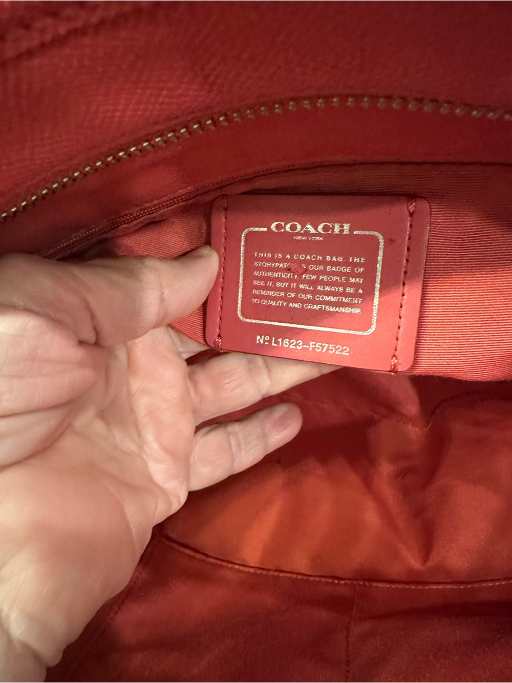 Coach #065 Cite ZipTote in Bubblegum Pink - Picture 4 of 14